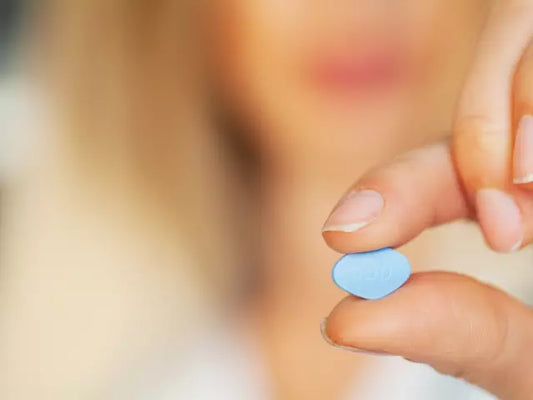 Pilule bleue "pour bander": conseils, astuces et avis du sexologue sur le Viagra